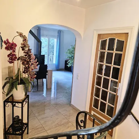 Maison Familiale Cannetane Semesterbostad
