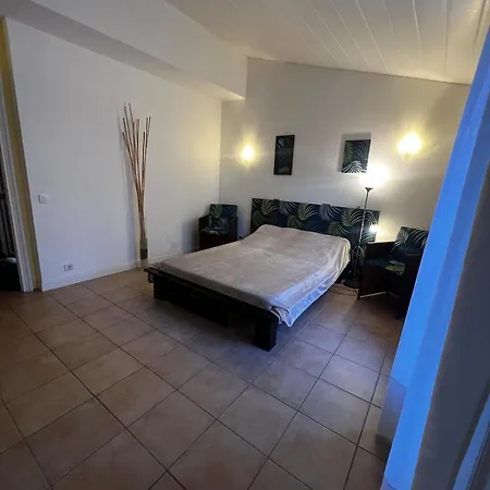 度假居 Maison Familiale Cannetane 勒卡内